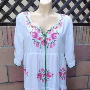 Ruby Ya Ya White Dress with Pink Floral Embroidery Detail / CottageCore / Size S